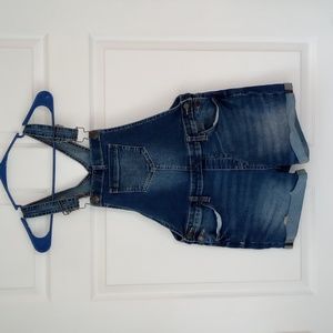 Girls bib shorts, size 16